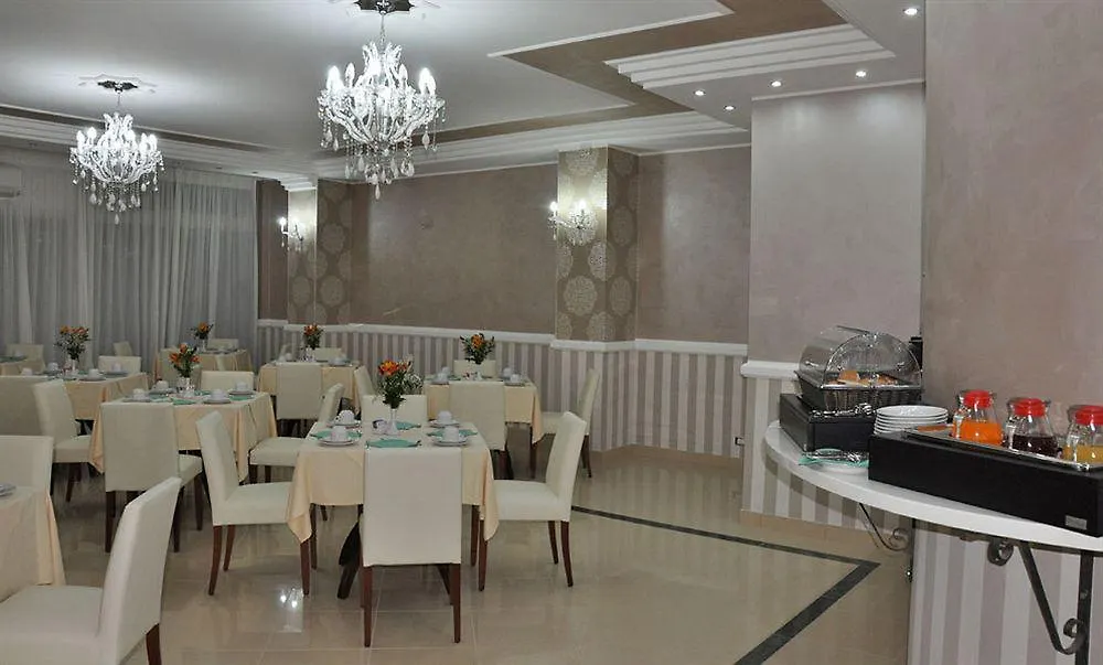 Hotel Inn Giardini-Naxos Italien